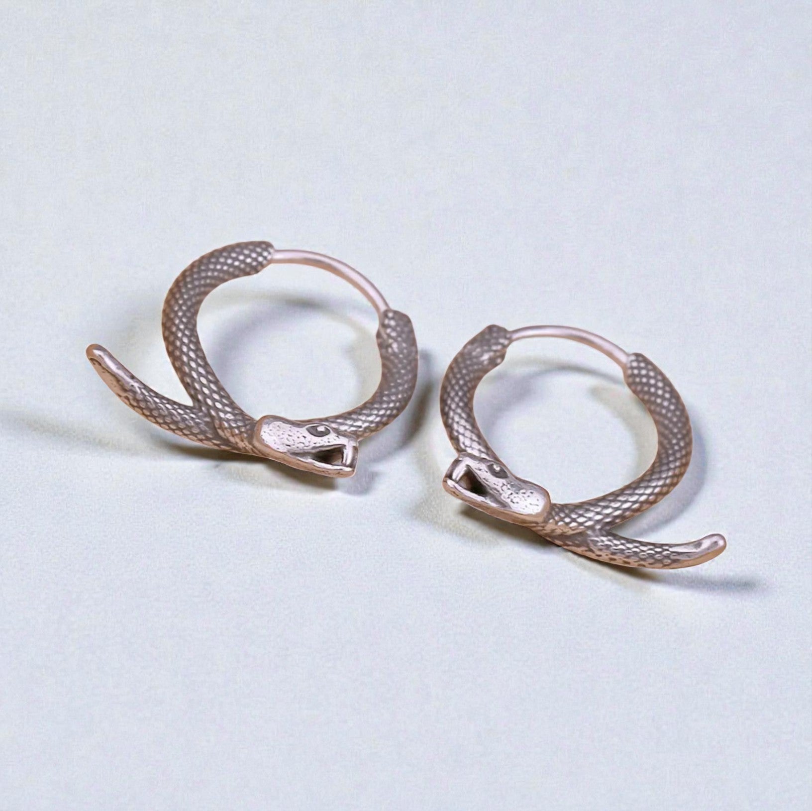 Brinco Serpent Stones