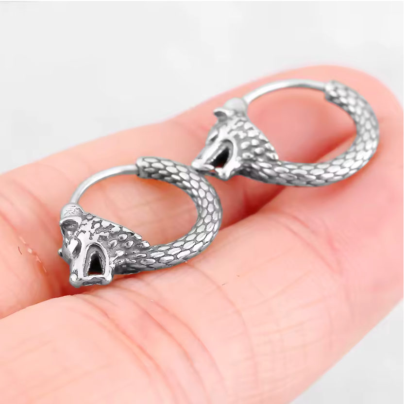 Brinco Cabeça de Lobo Viking