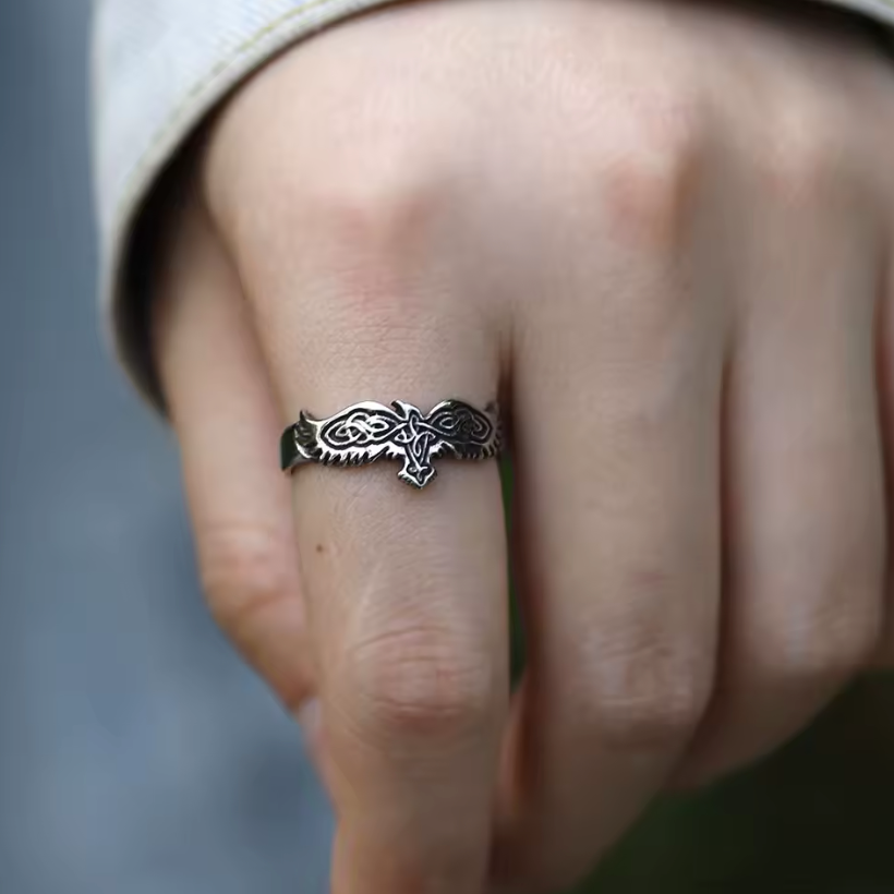 Anel Ravencrest – Asas de Odin