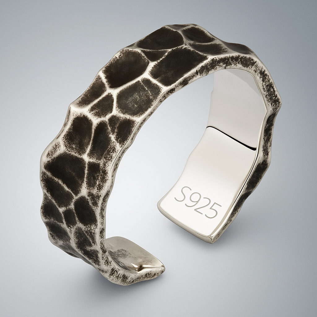Anel Rocha Primal S925 – Brutalidade em Estado Puro