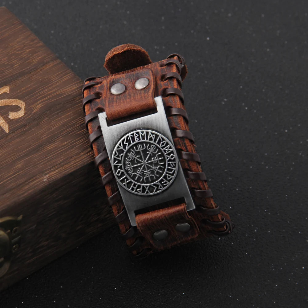 Bracelete Vegvísir Guia de Navegação