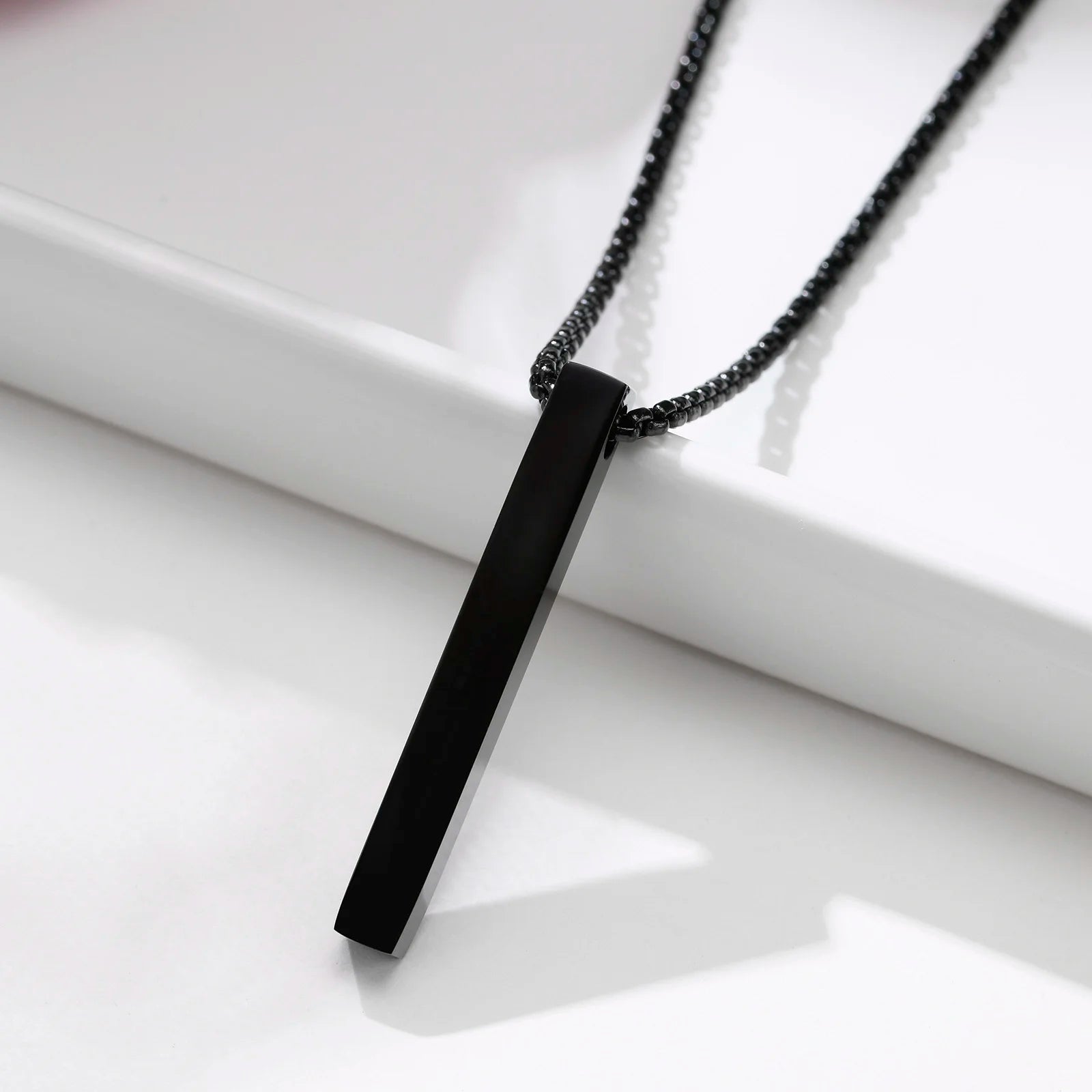 Mjölnir Minimalista – Colar Retangular