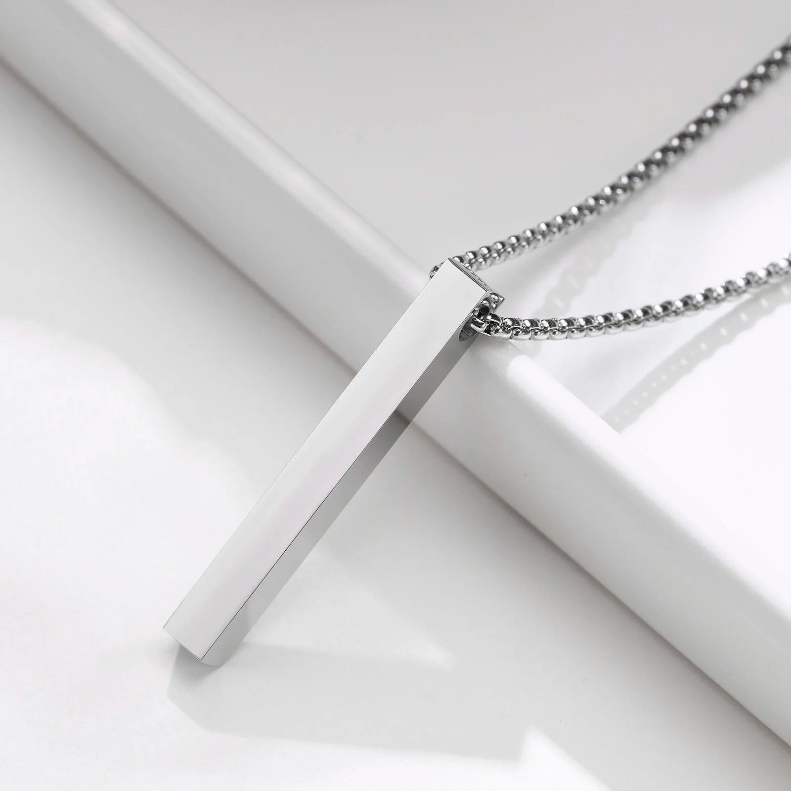 Mjölnir Minimalista – Colar Retangular