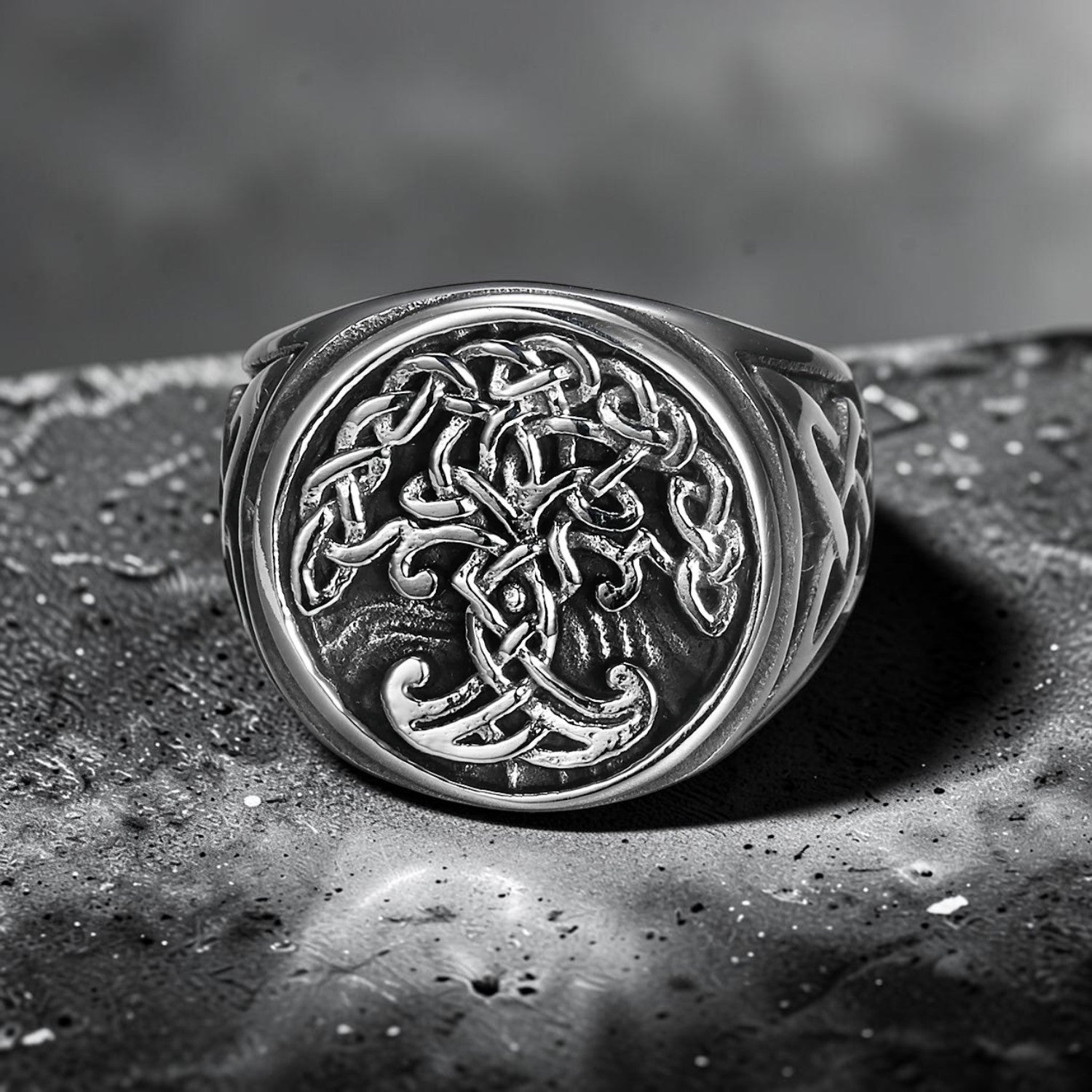 Anel Yggdrasil — Selo da Árvore do Mundo