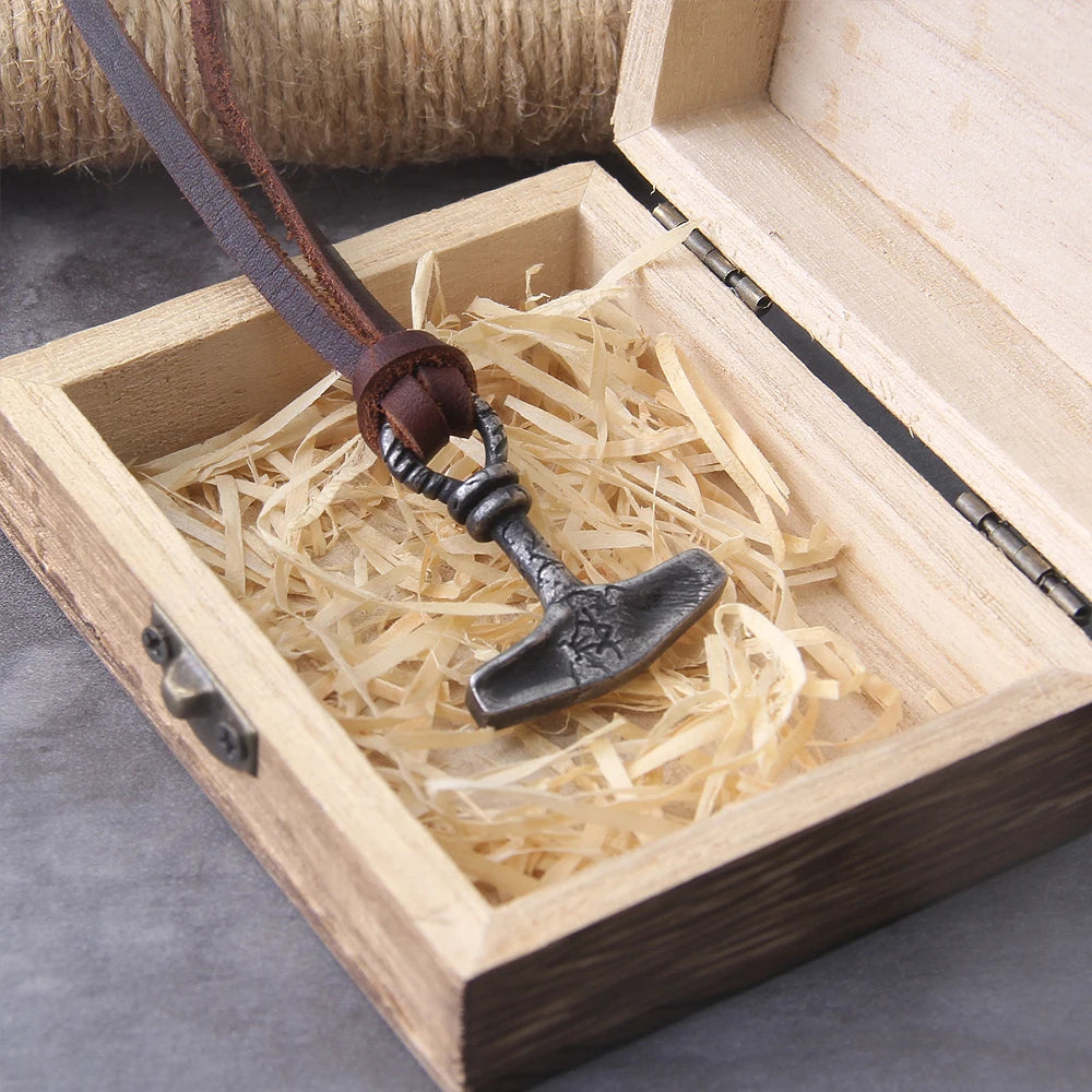 Colar Ajustável - Mjölnir
