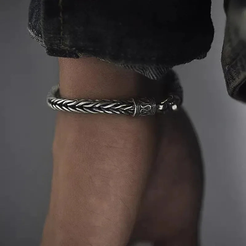 Bracelete Varangians – O Elo do Destino