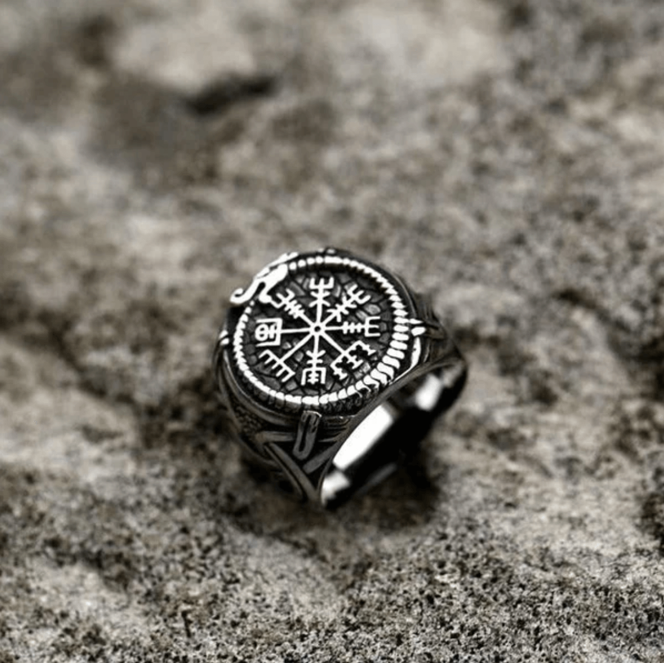 Anel Vegvísir Guia de Navegação