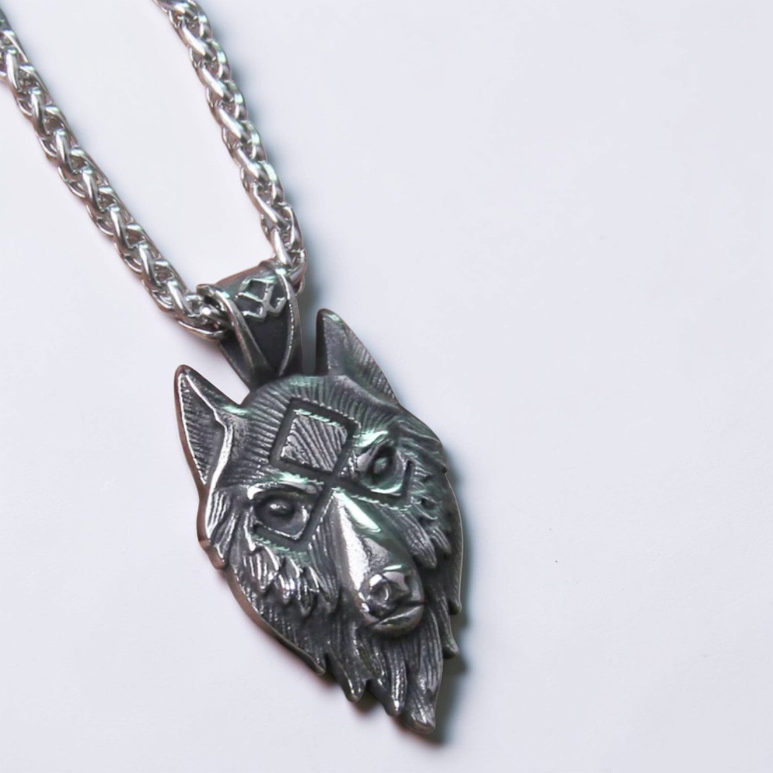 Colar Fenrir's Howl - Alma Viking