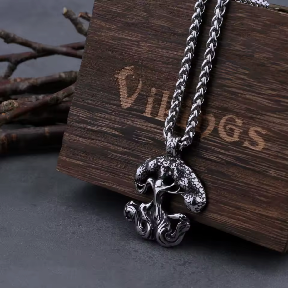 Colar Yggdrasil – Raízes do Destino