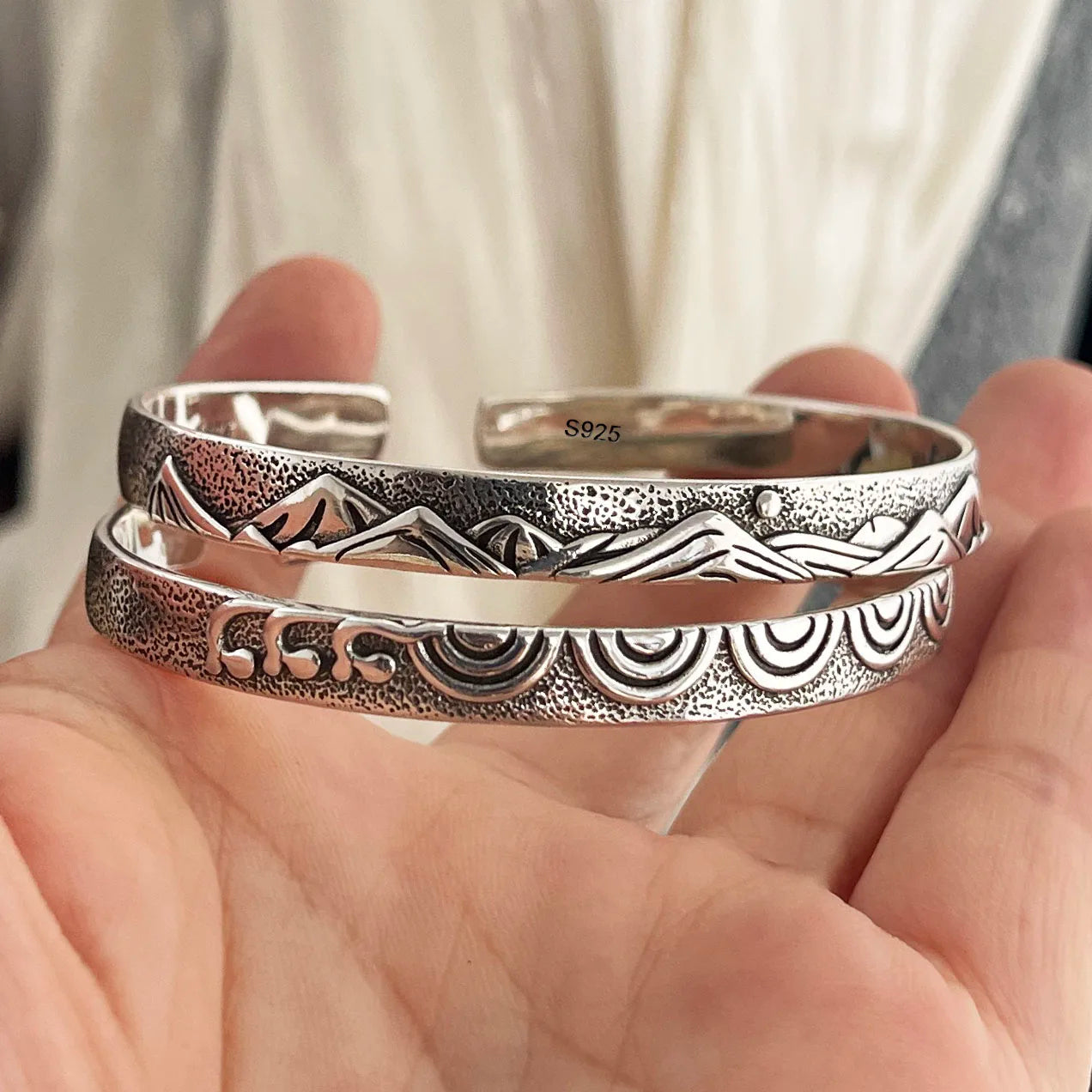 Bracelete Abertura Montanha — Prata S925 Oxidada