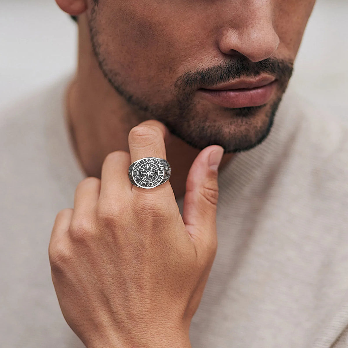 Anel Vegvísir dos Nove Mundos – Prata S925