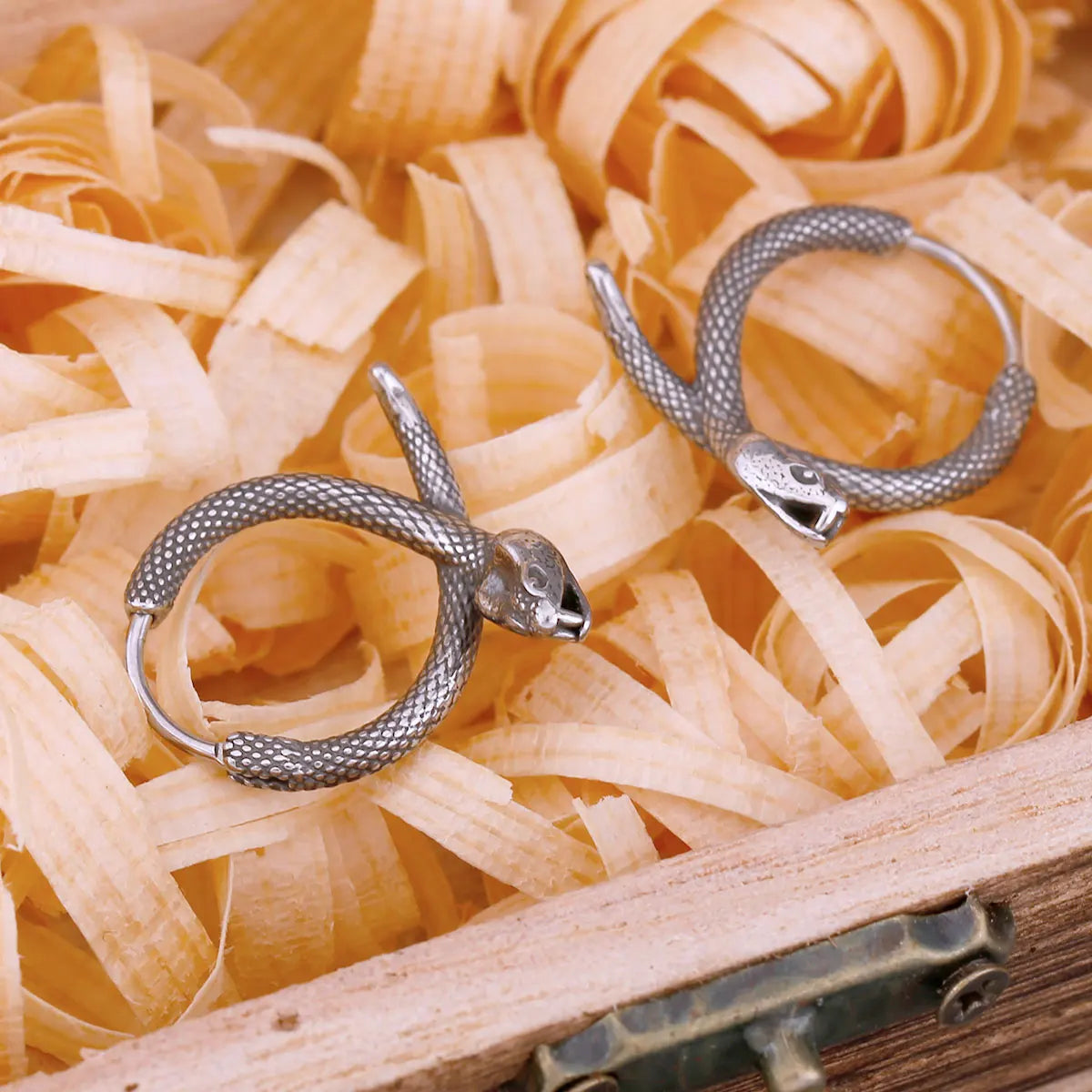 Brinco Serpent Stones