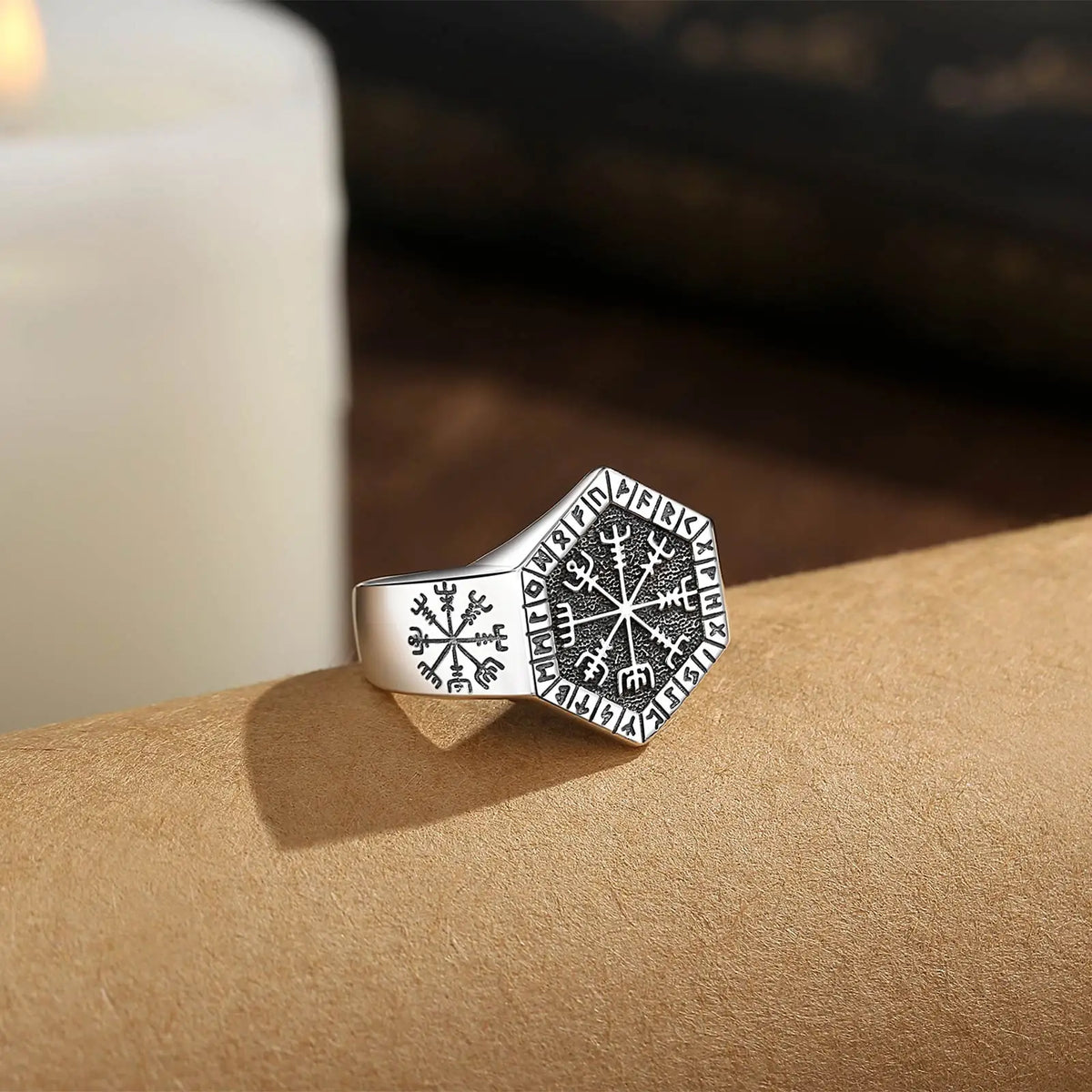 Anel Vegvísir do Navegante – Prata S 925