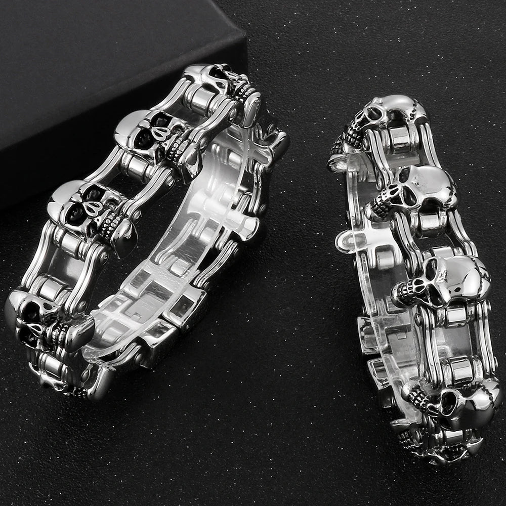 Bracelete Hela – Caveiras em Aço Inoxidável