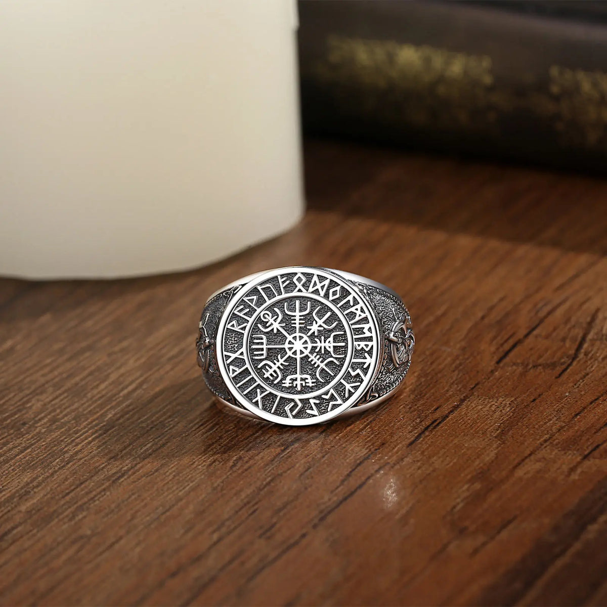 Anel Vegvísir dos Nove Mundos – Prata S925