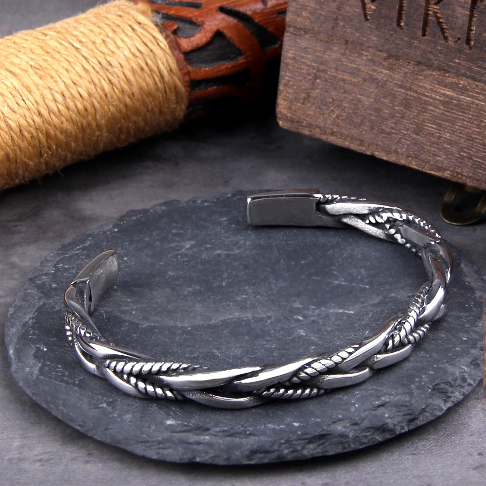 Bracelete Viking Trançado – Força em Cada Detalhe