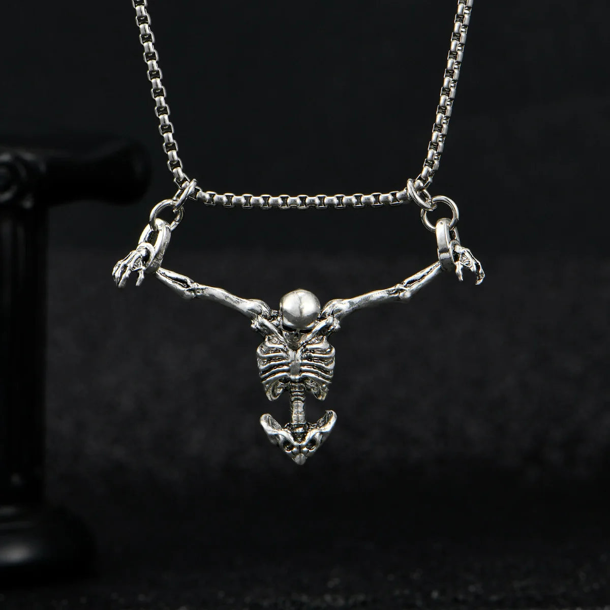 Colar Draugr – Esqueleto