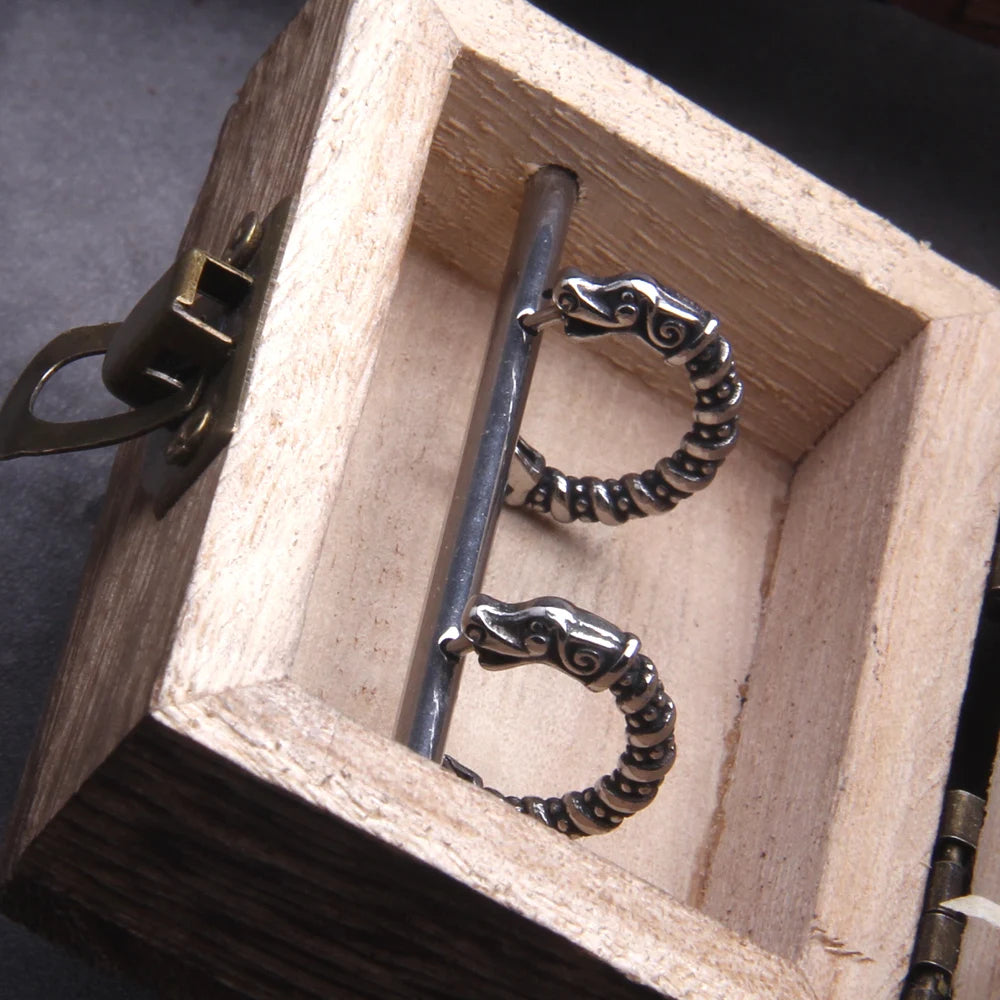 Brinco Serpente de Midgard – Argola do Guardião