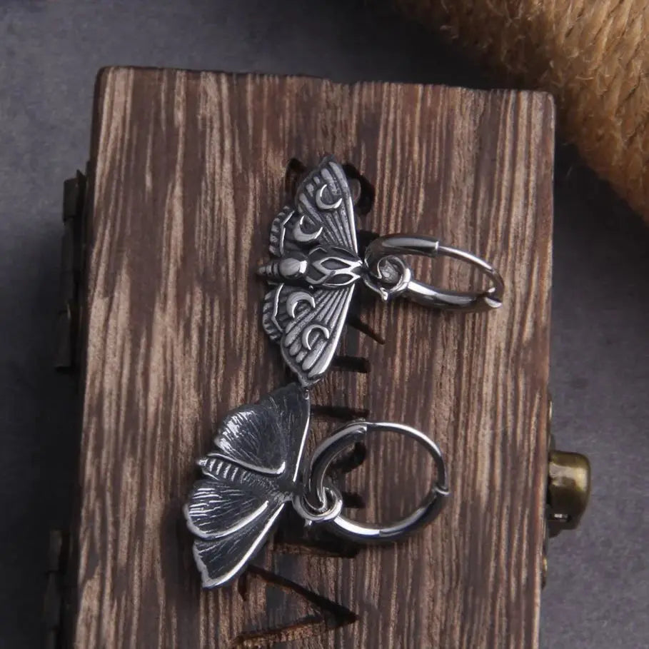 Brinco Mariposa da Noite – Argola Mystic