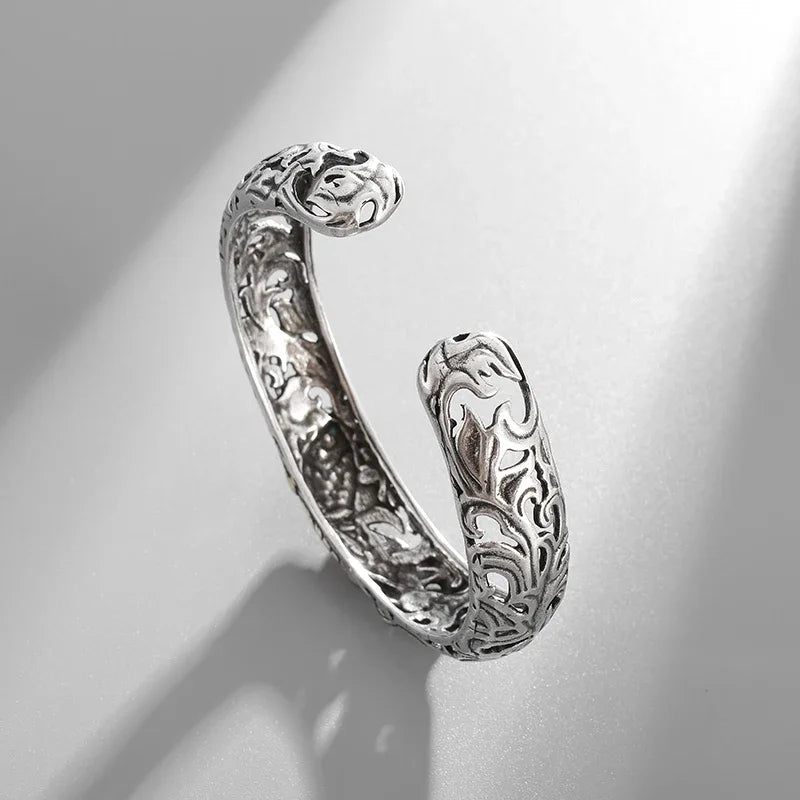 Bracelete Koi Dourado – Força que Flui com Elegância