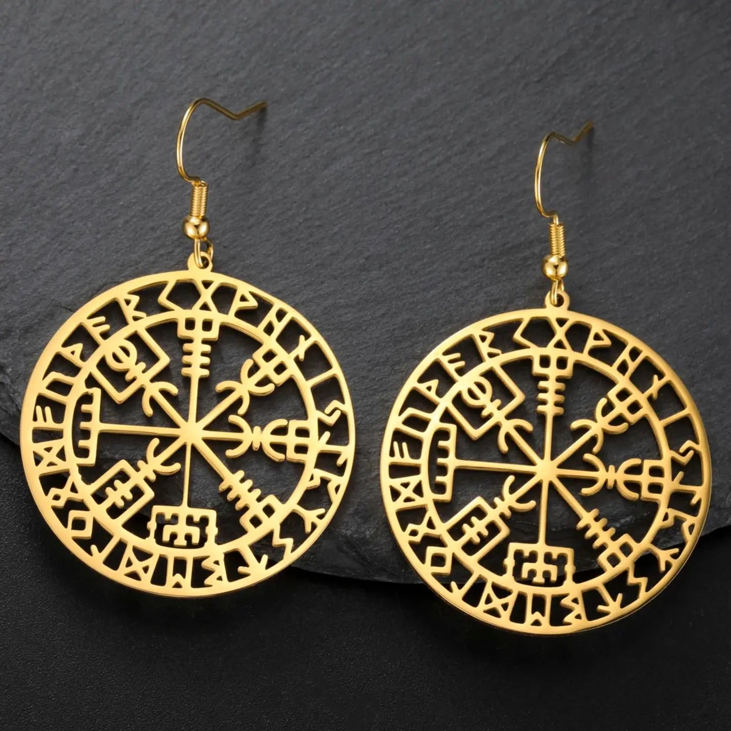 Brincos Vegvísir – Guia dos Caminhos