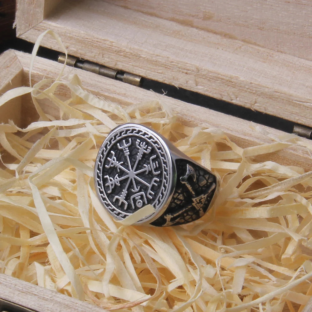 Anel Vegvísir Jarl – Guia dos Destemidos