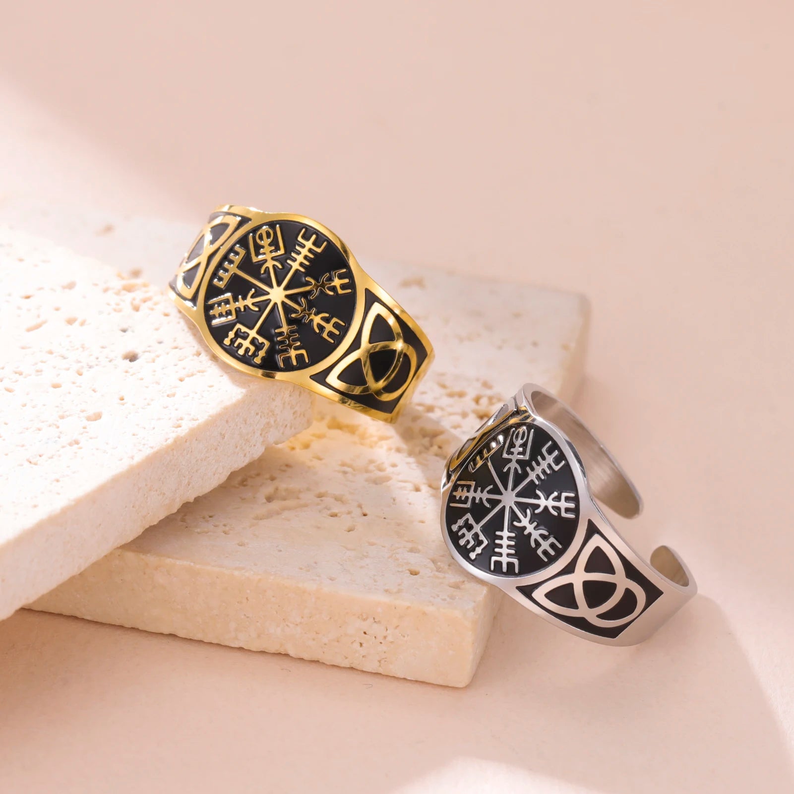 Anel Vegvisir — Bússola Viking