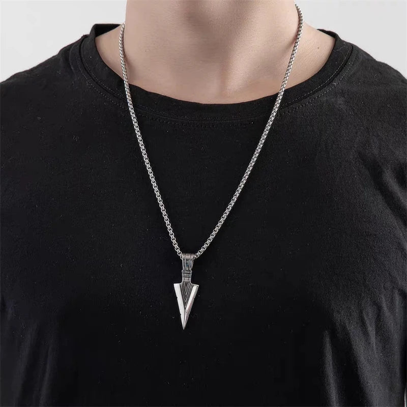 Colar Minimalista - Lança de Odin